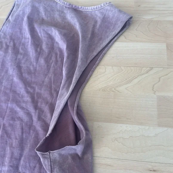 ❤️YLA Tank - Picture 4 of 5